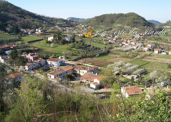 La Corte Dei Sisanda *
